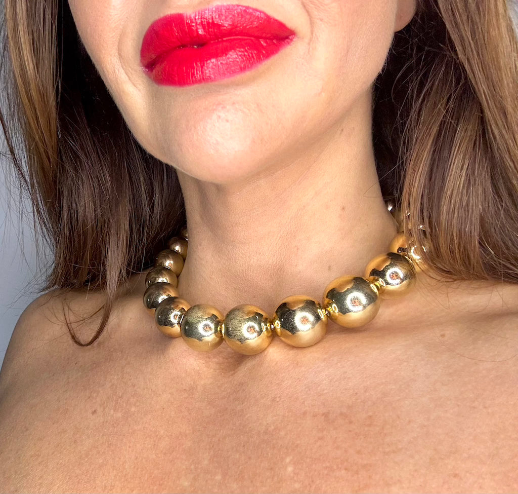 Bullet choker ketting goudkleurige balletjes statement necklace feestelijk festival vrouwelijk sexy