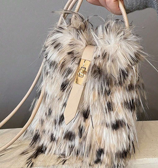 Fluff handas van neobont met luipaard print voorzien van gouden draaislot en hengsel